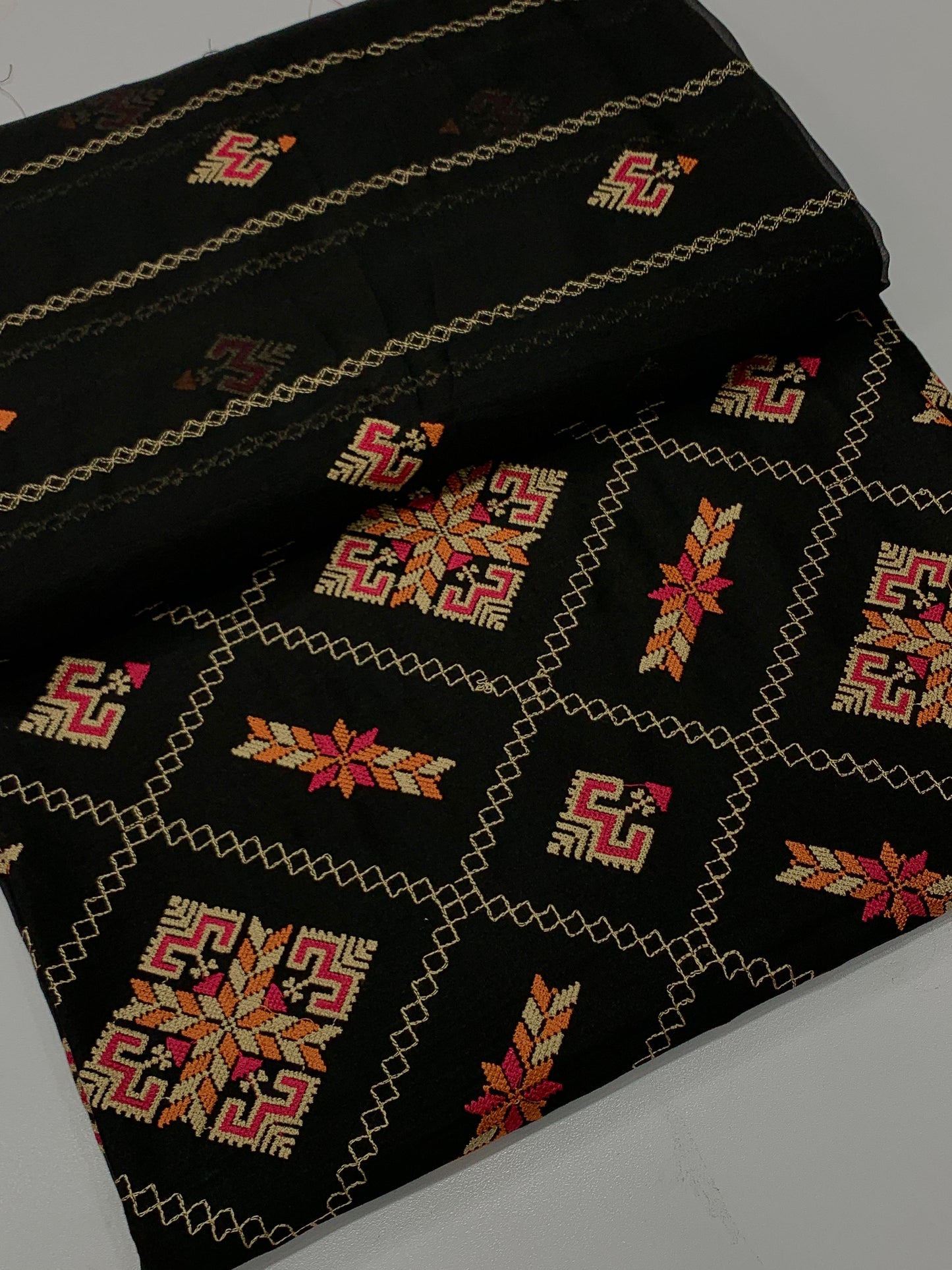 Bareeze Karandi 3 piece