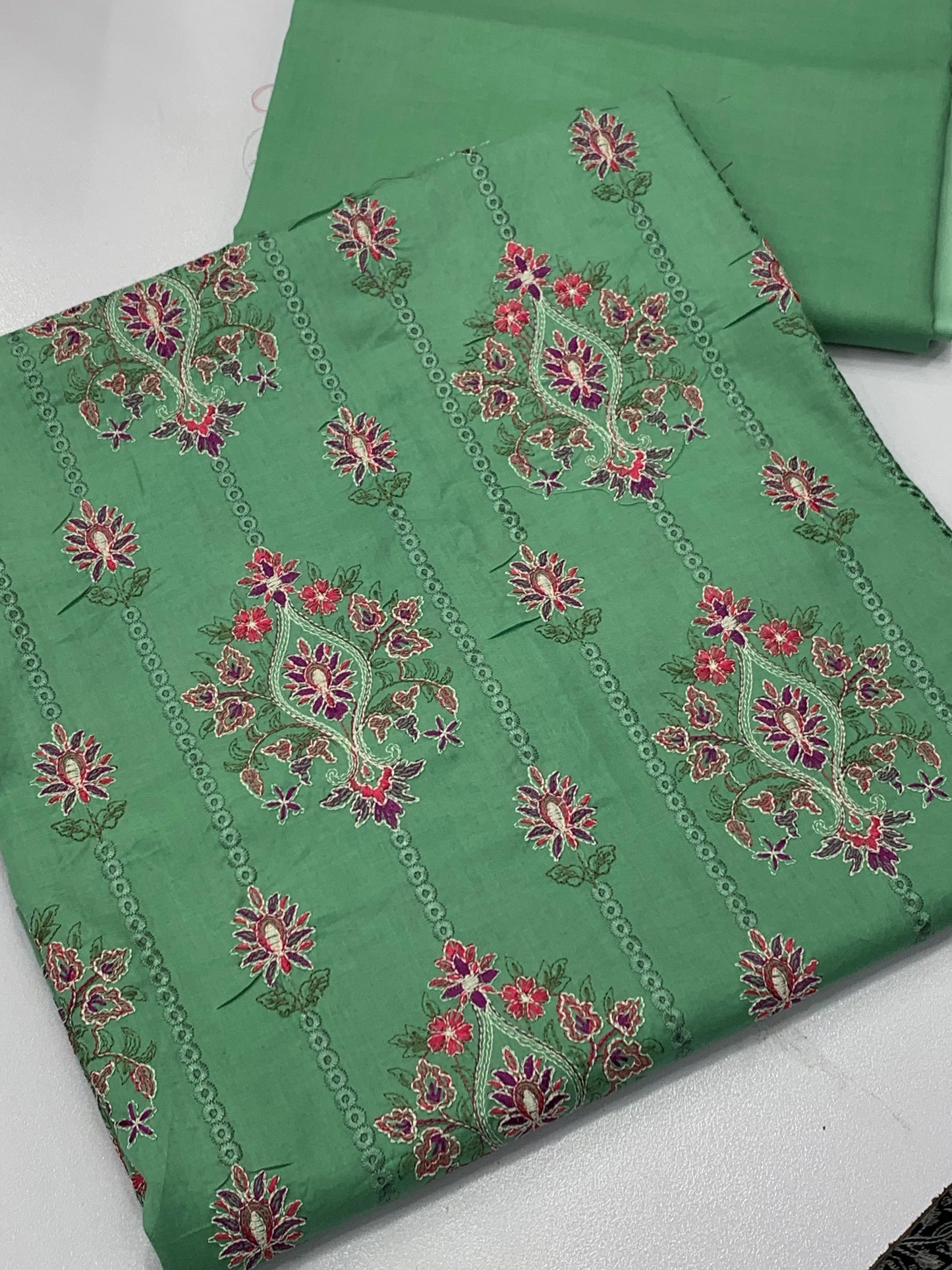 Bareeze 2 piece lawn