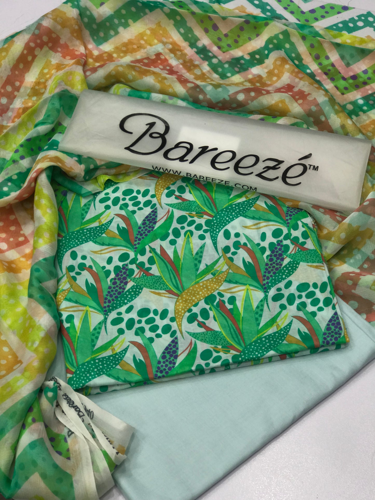 3 piece printed lawn