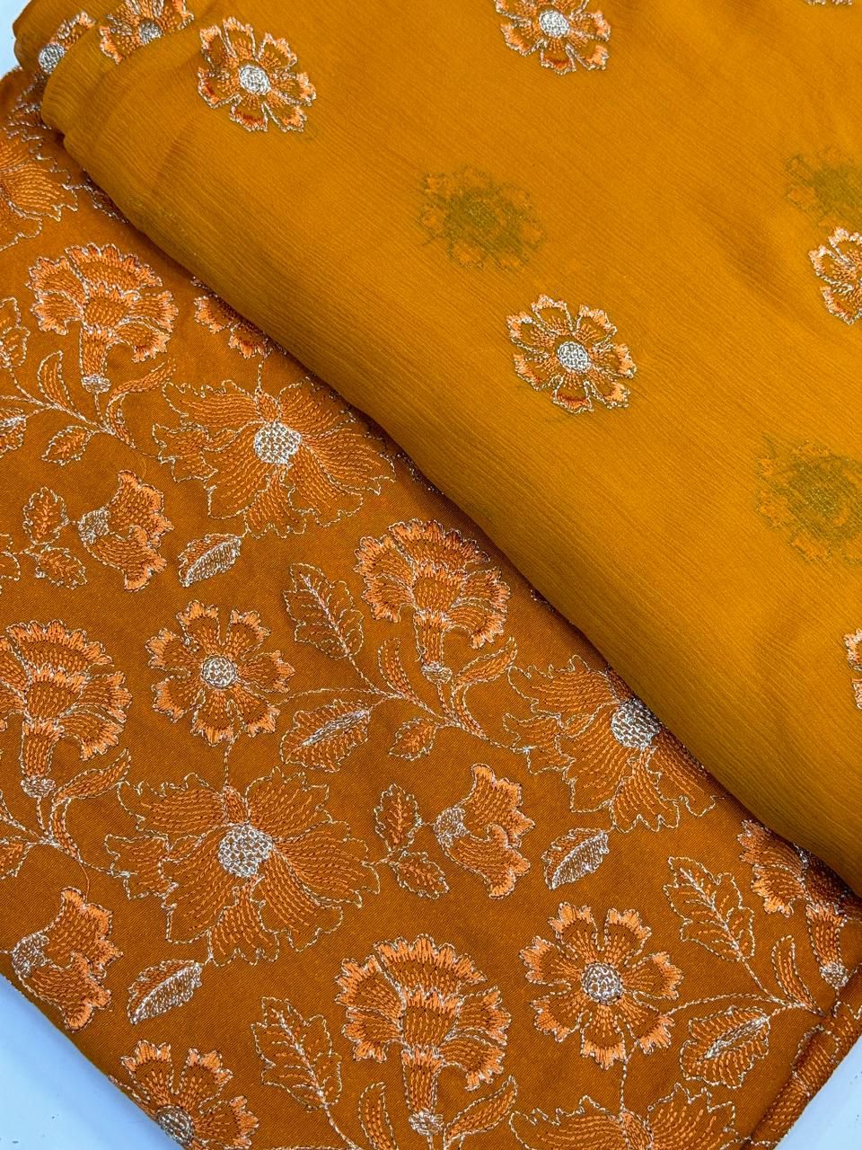 Bareeze Karandi Embroidered 3 Pieces Suit BKE3 79