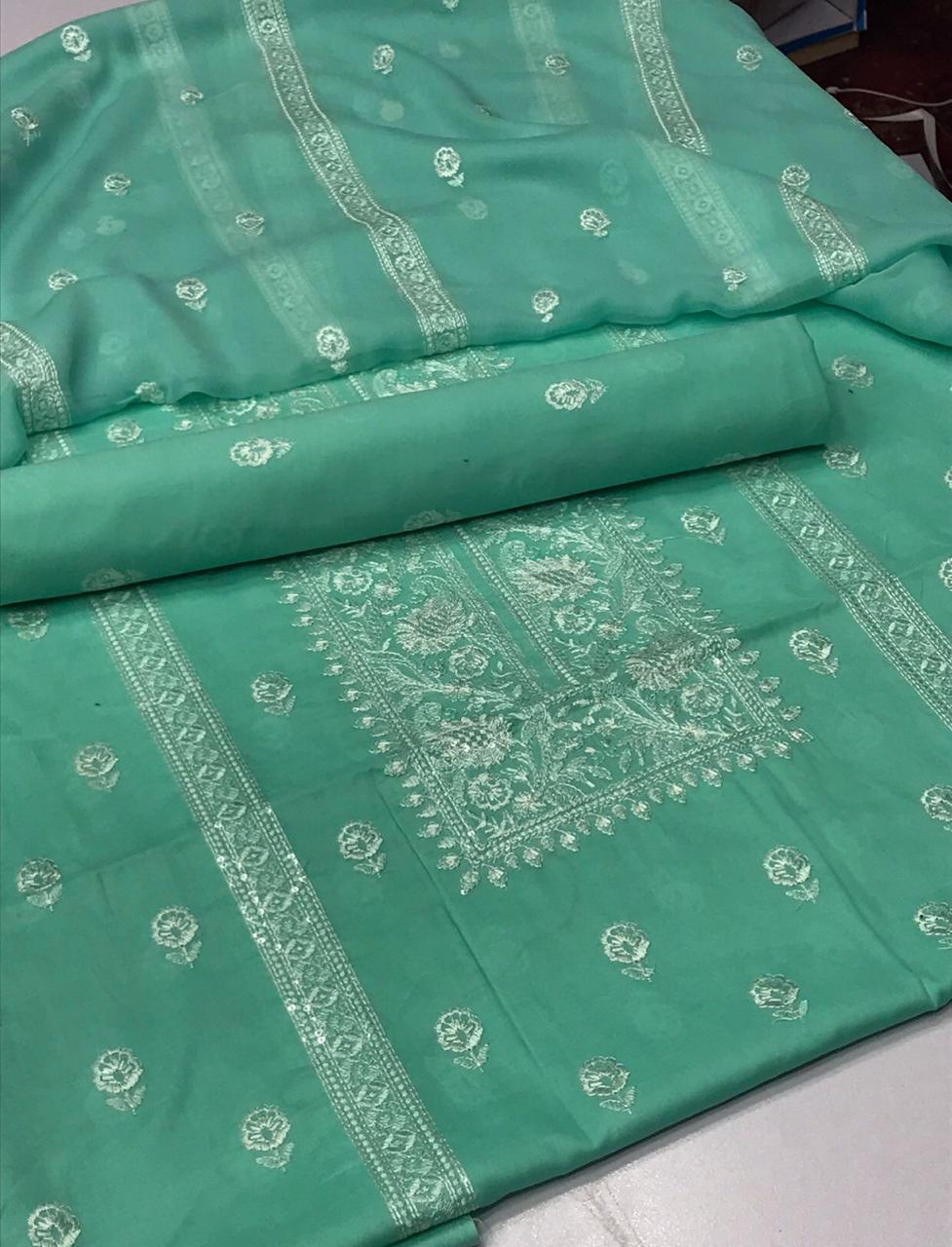 Bareeze lawn 3 piece