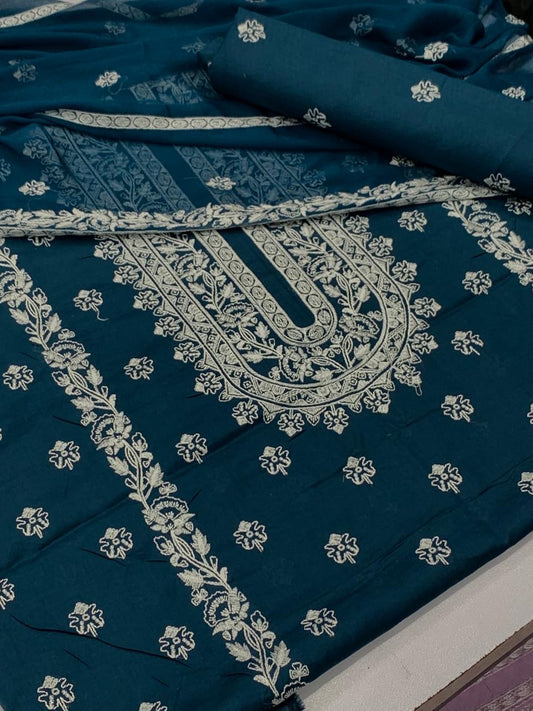 Bareeza lawn 3 piece