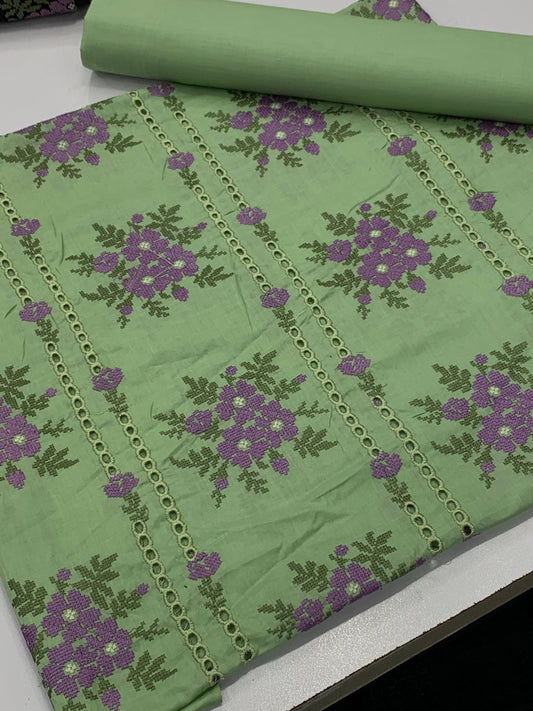 Bareeza lawn 2 piece