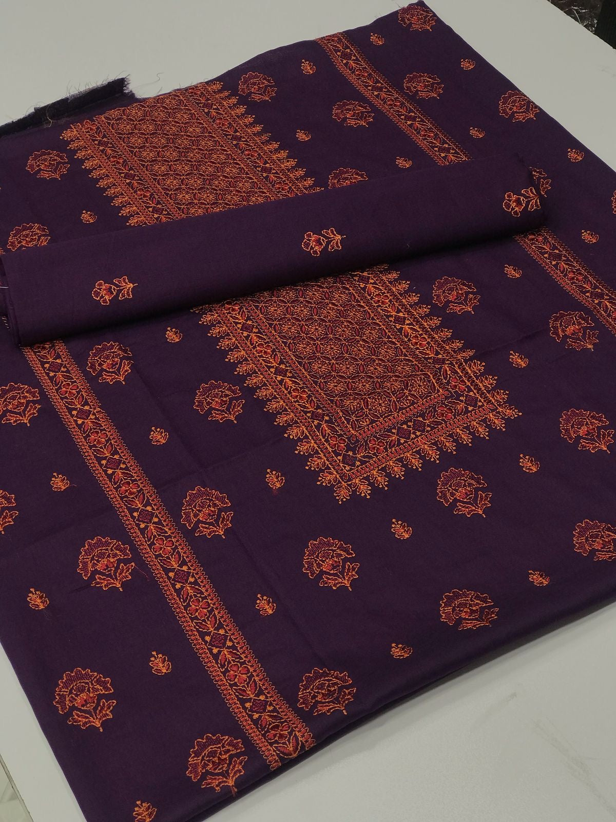 Bareeze lawn 2 piece
