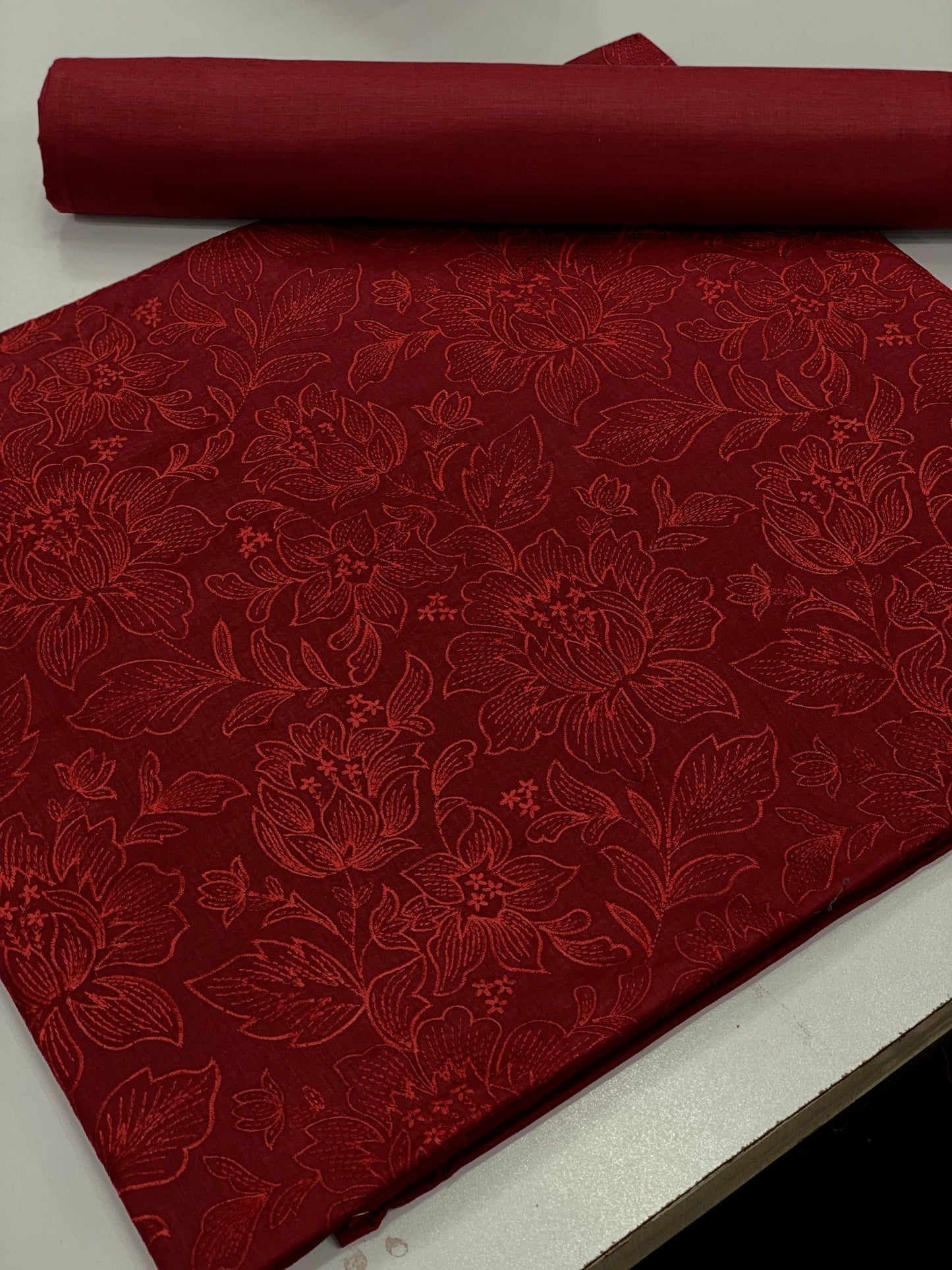 Bareeze lawn 2pc (mehroon)