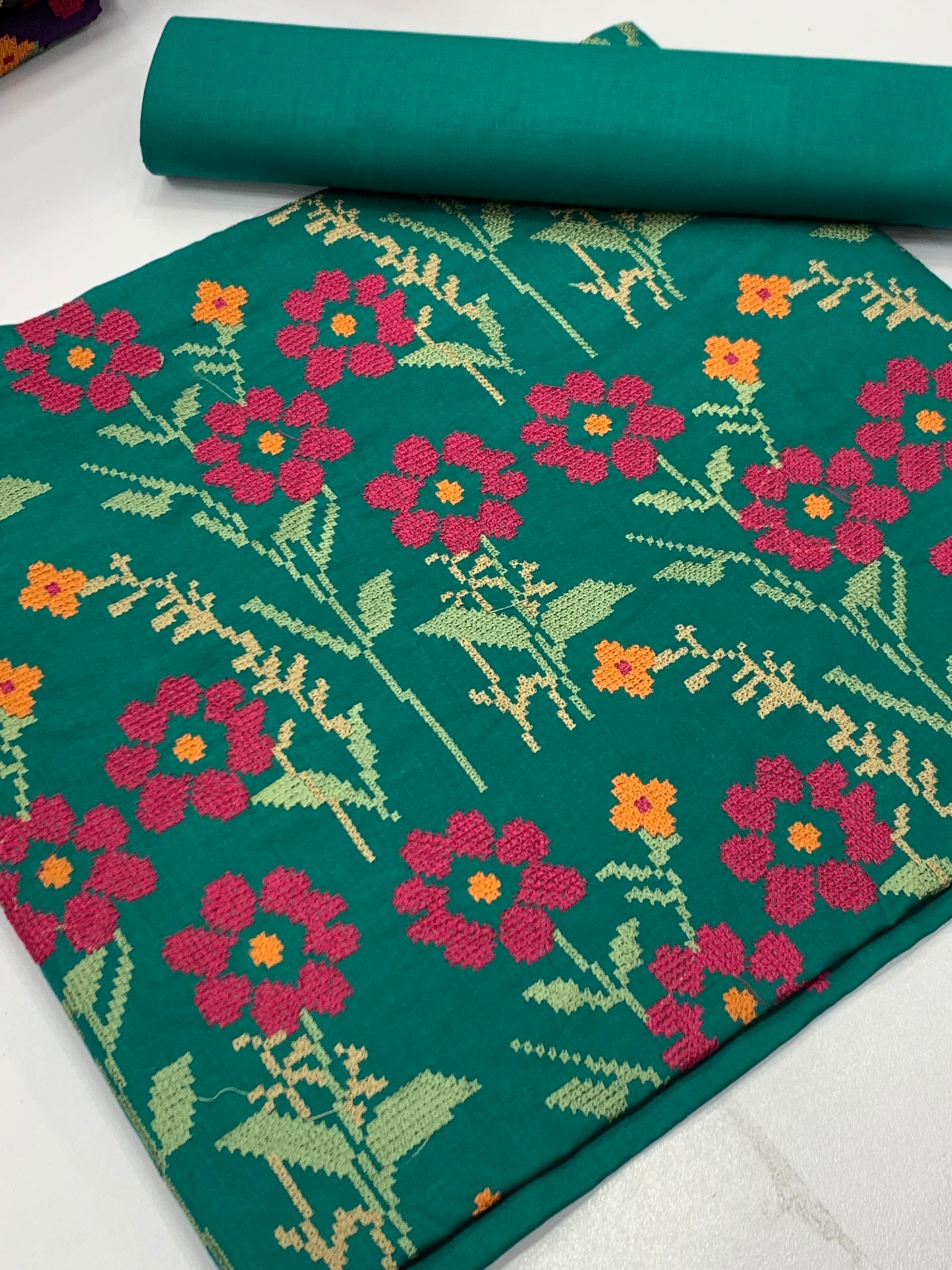 Bareeza lawn 2 piece