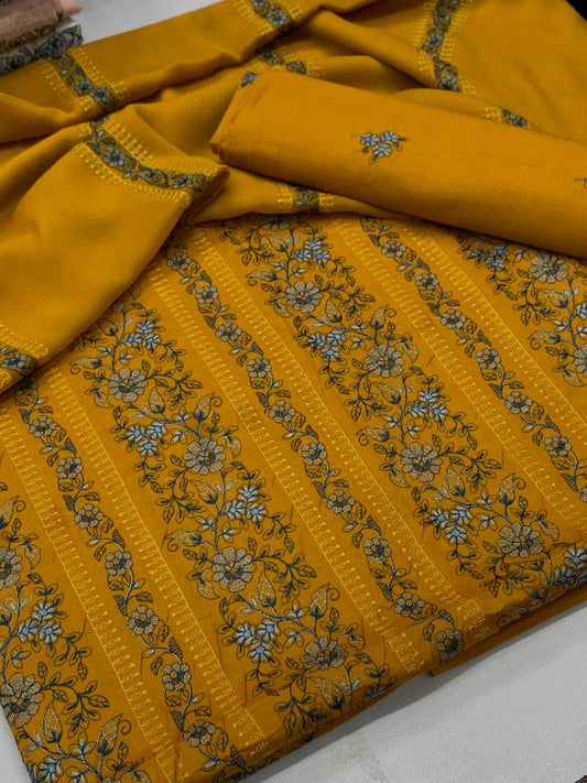 Bareeza lawn 3 piece