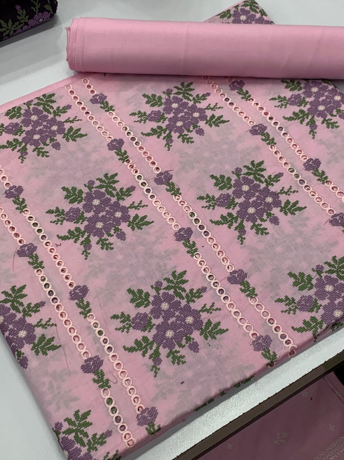 Bareeze lawn 2 piece