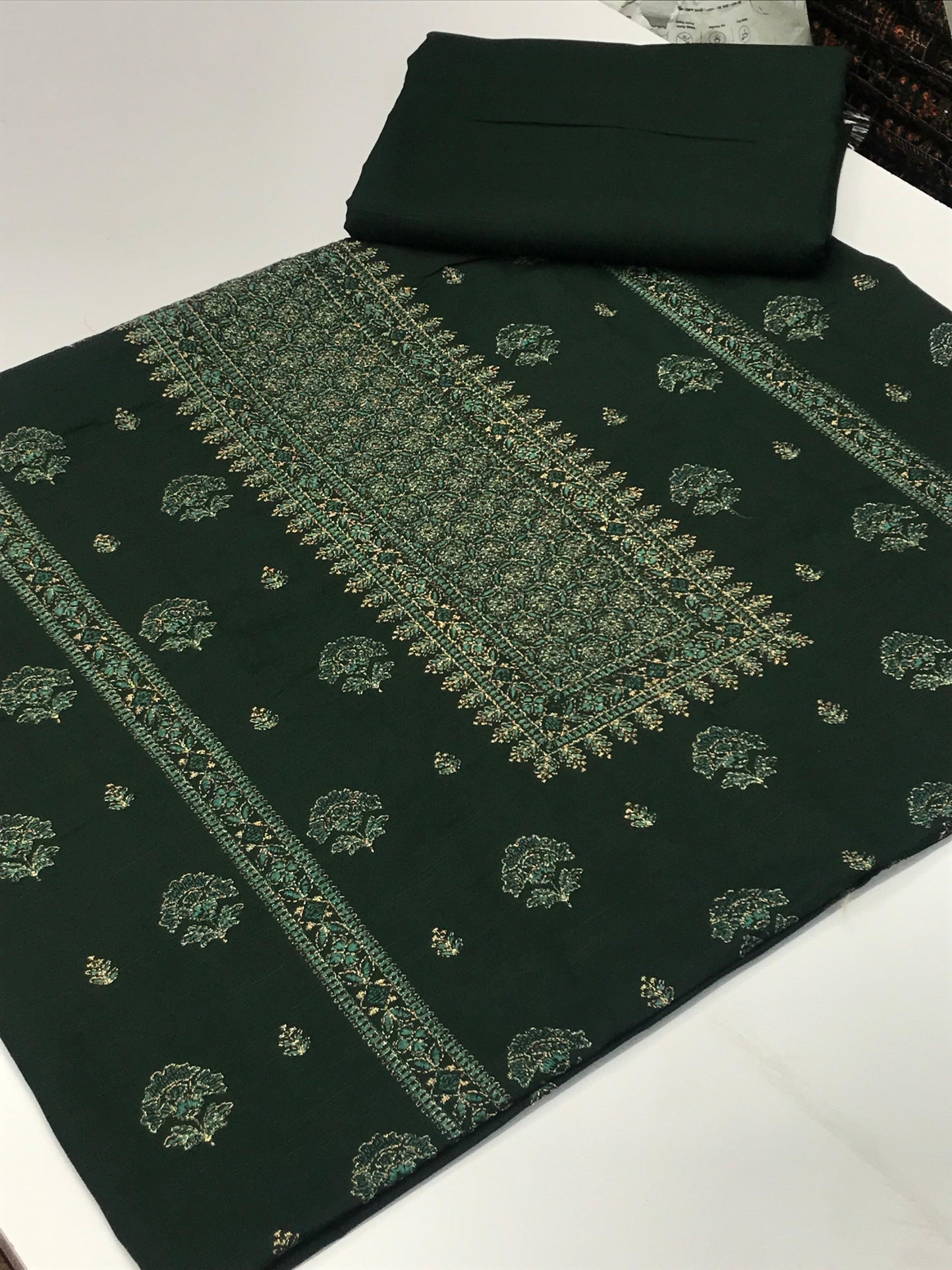 Khadar 2pc