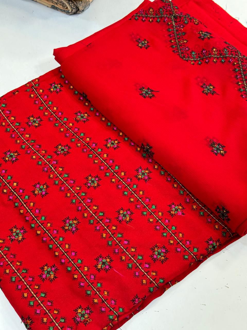 Bareeze Karandi Embroidered 3 Pieces Suit BKE3  95