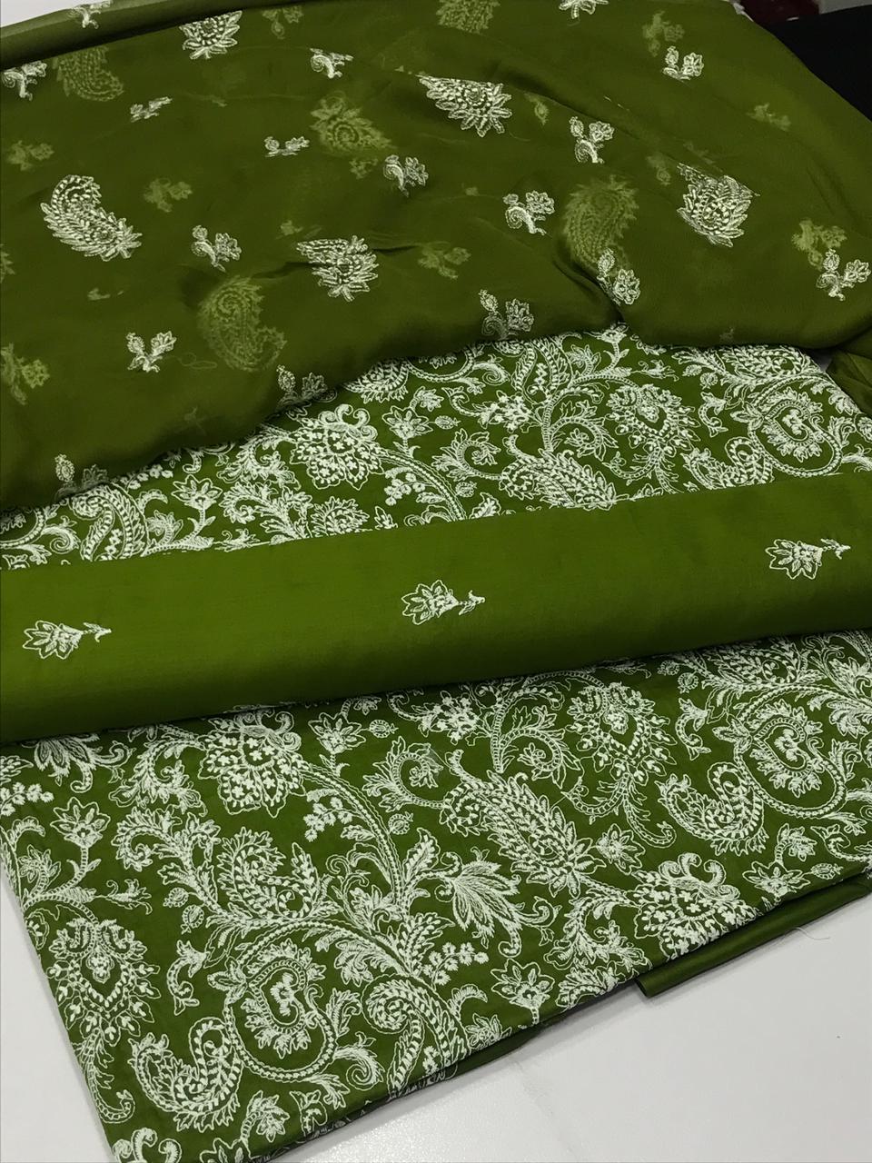 Bareeza lawn 3 piece
