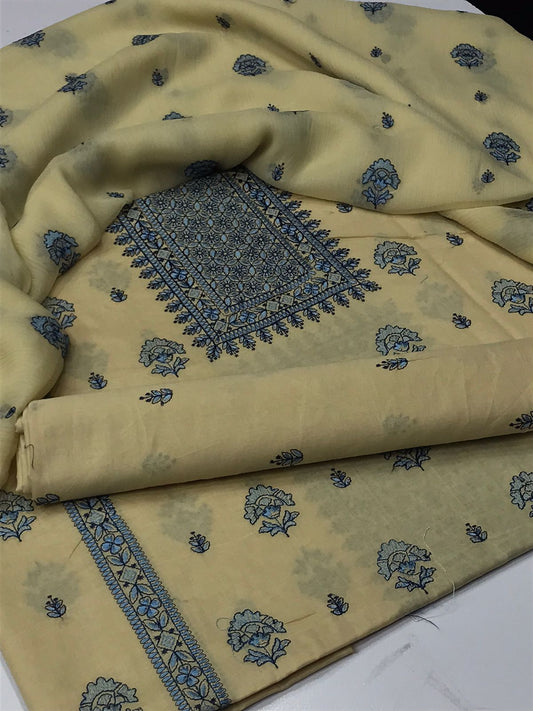 Bareeza lawn 3 piece