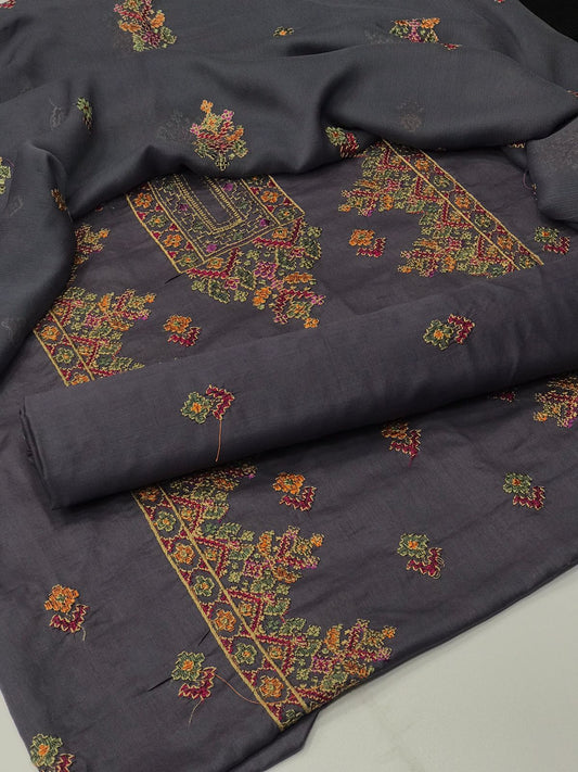 Bareeza lawn 3 piece