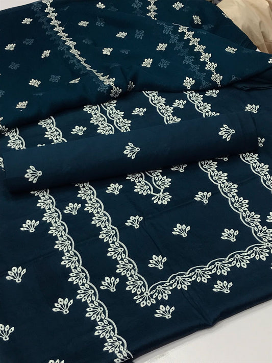 Bareeza lawn 3 piece