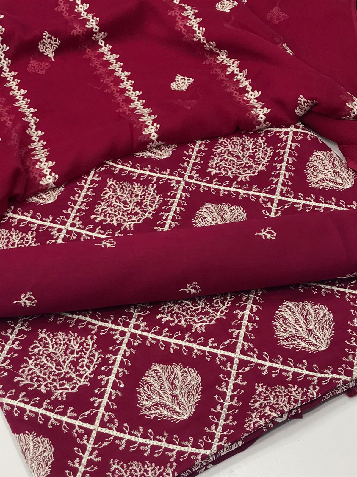Bareeze lawn 3 piece